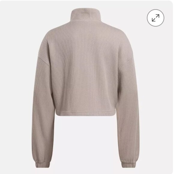 Reebok Classics Wardrobe Essentials Waffle Cover-Up Women Medium NWT Color Ash - Picture 2 of 7